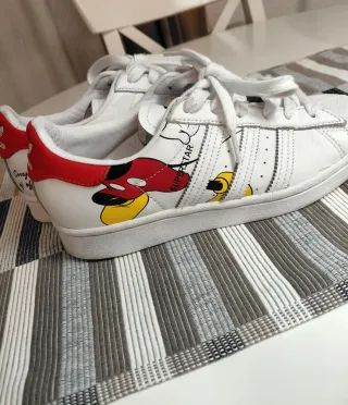 Adidas Superstar Mickey Mouse