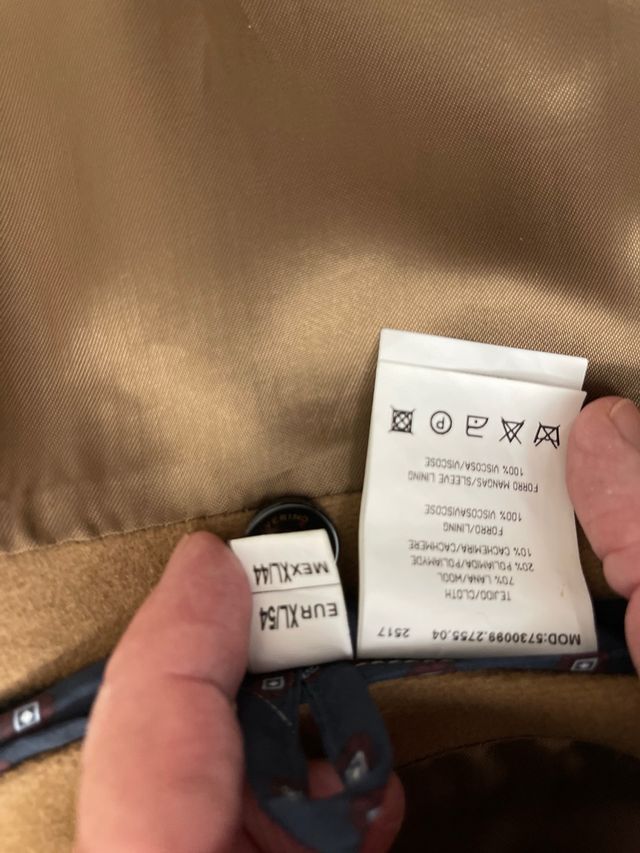 Abrigo ROBERTO VERINO