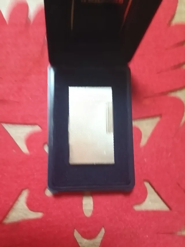 Encendedor de metal plateado Hadson Duval