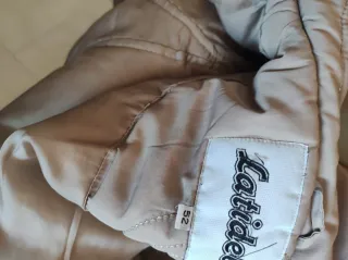 Chaquetón señora beige