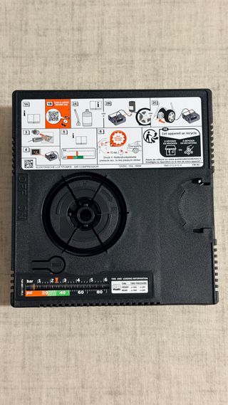 Mini compresor aire + Kit antipinchazos