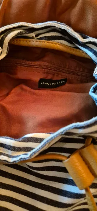 Mochila rayas blanco y negro