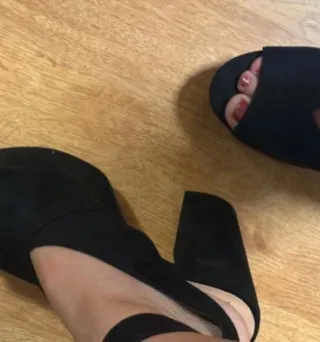 Tacones negros plataforma