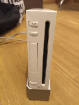 Consola Wii Blanca con Accesorios y dos juegos