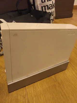 Consola Wii Blanca con Accesorios y dos juegos