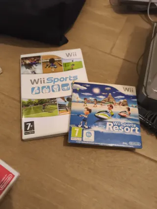 Consola Wii Blanca con Accesorios y dos juegos