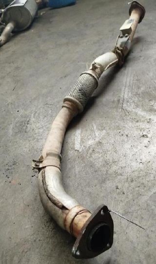 Tubo de escape trasero ford 1962530 maverick 38981