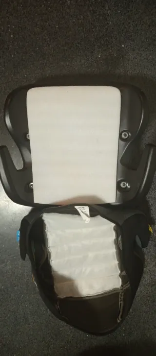 Alzador coche Isofix Play