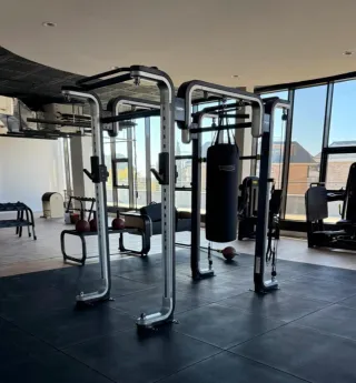 Máquina TECHNOGYM Omnia⁸