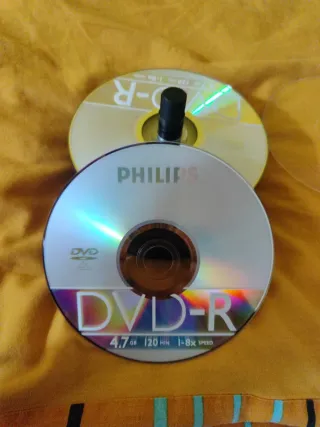 40 DVD-R Philips 4.7 GB 120 Min