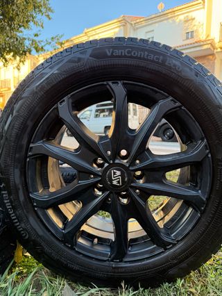 4 Llantas OZ 17 + Neumáticos Nuevos