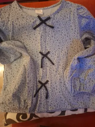 Lote camisas Zara talla 11,12 niña y dos pantalone