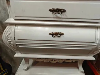 Comodini antichi in legno