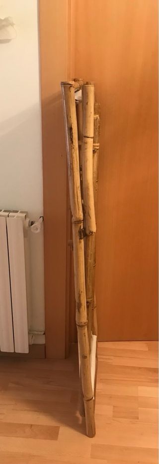 Hamaca de bambú y tela