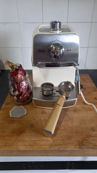 Cafetera Ufesa CE7238 Expresso Monodosis