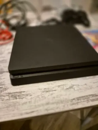 Playstation 4+3 joystick+stand con ventola +Gioco