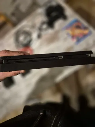 Playstation 4+3 joystick+stand con ventola +Gioco