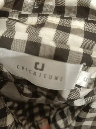 Gabardina chubasquero cuadro blanco y negro tallaS