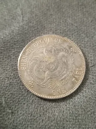 Moneda antigua de colección.escucho tú oferta no s