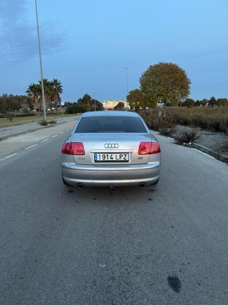 Audi A8 2003