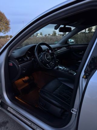 Audi A8 2003