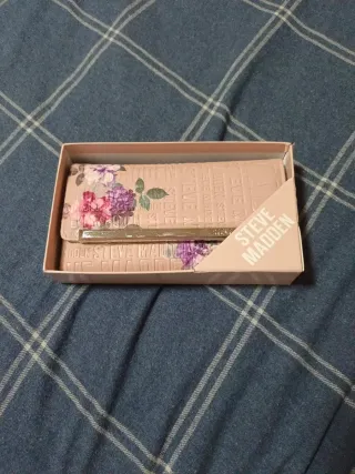 Cartera Steve Madden floral