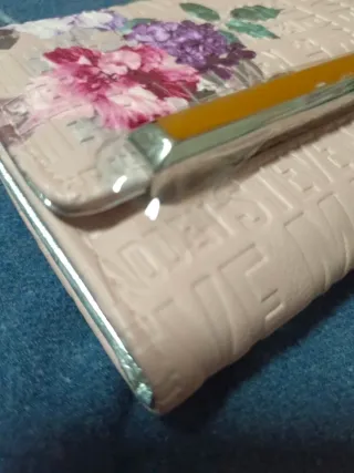 Cartera Steve Madden floral