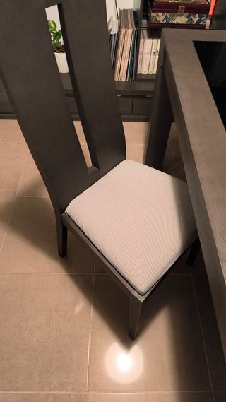 Mesa de comedor con 6 sillas
