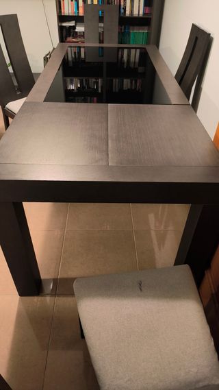 Mesa de comedor con 6 sillas