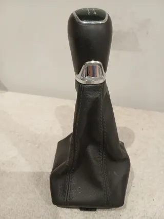 Pomo cambio Skoda Octavia III