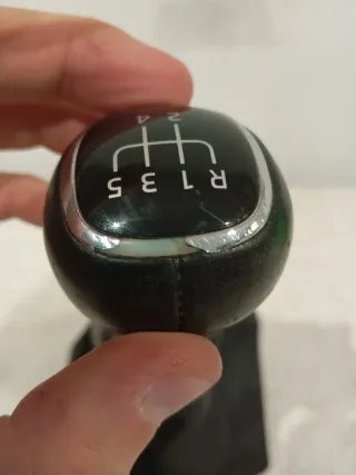 Pomo cambio Skoda Octavia III