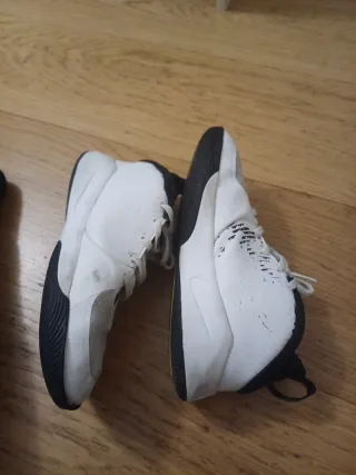 Zapatillas Balonmano Nike Blancas