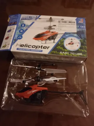 Helicóptero de juguete