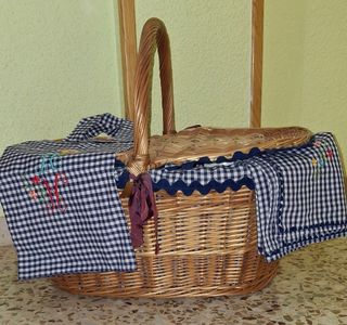 Cesta de picnic de mimbre sin estrenar
