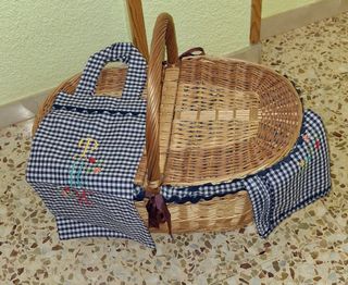 Cesta de picnic de mimbre sin estrenar