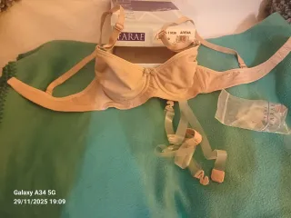 Sujetador Farae:  Nuevo Talla80