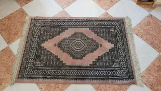 Tappeto pakistano in lana fatto a mano