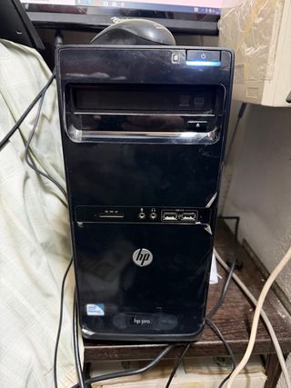 Ordenador de sobremesa HP Negro