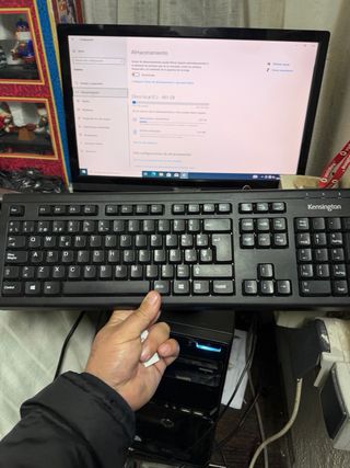 Ordenador de sobremesa HP Negro