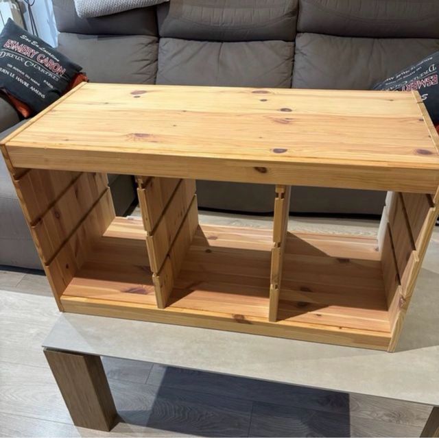 Mueble organizador de madera Ikea