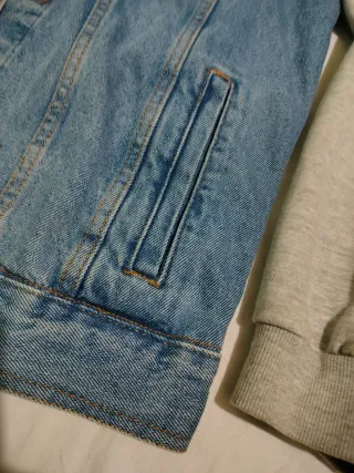 Chaqueta vaquera con capucha Primark