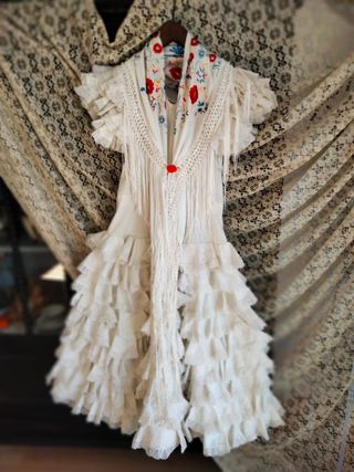 Traje Flamenca Niña Hecho a Mano Blanco