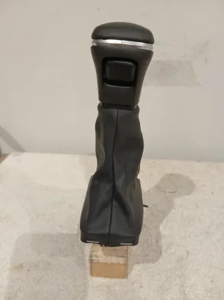 Pomo cambio Toyota Corolla E210