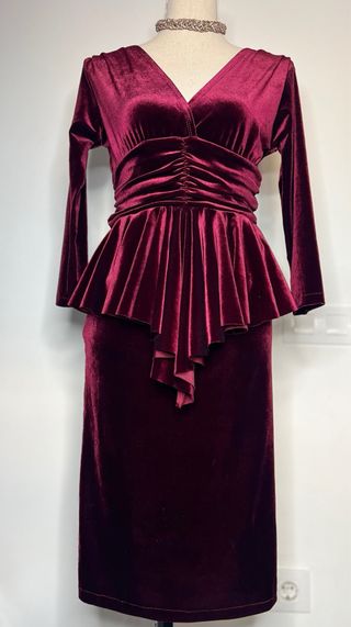 Vestido de fiesta burdeos de terciopelo