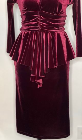 Vestido de fiesta burdeos de terciopelo