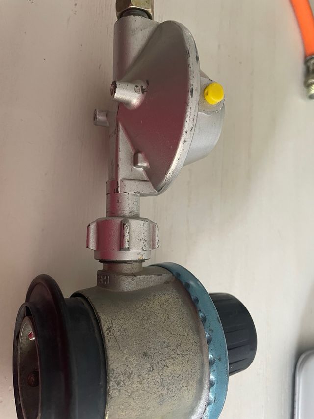 Regolatore Gas GOK Caravan 30 mbar