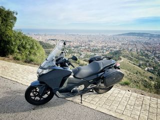 Honda Integra 700 (carnet A)