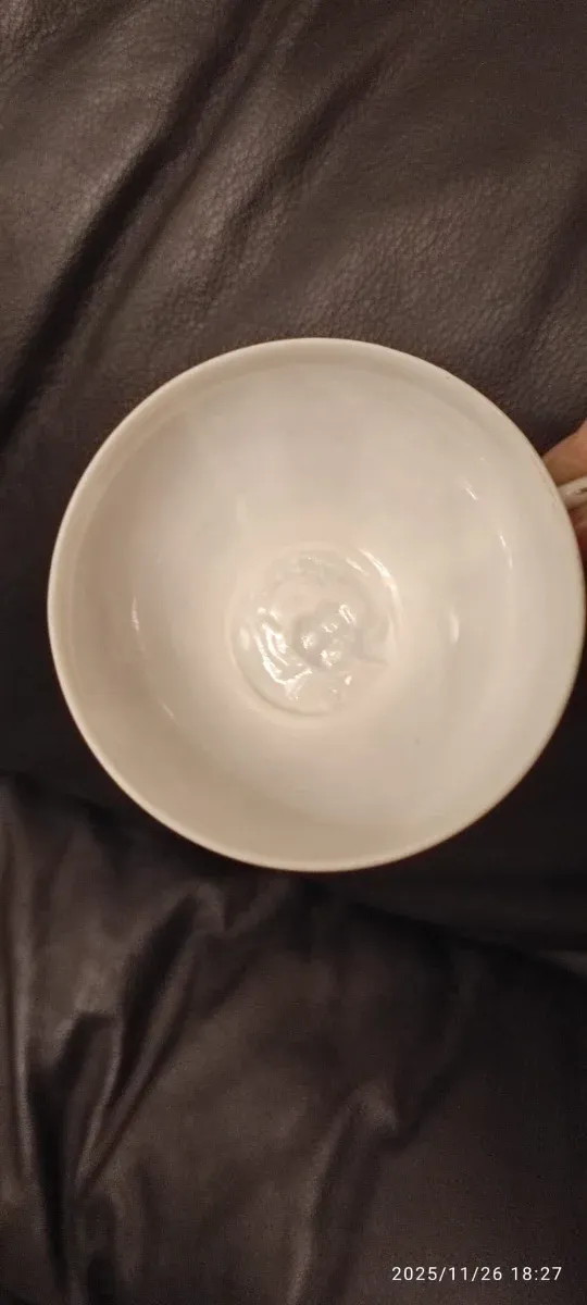 Juego 4 Tazas Café Porcelana Marrón, rojo y Blanco