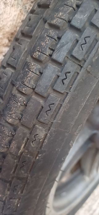 Rueda Aprilia Scarabeo 65