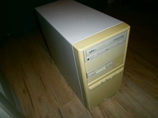 Ordenador PC AMD 233 + Monitor SAMSUNG SyncMaster